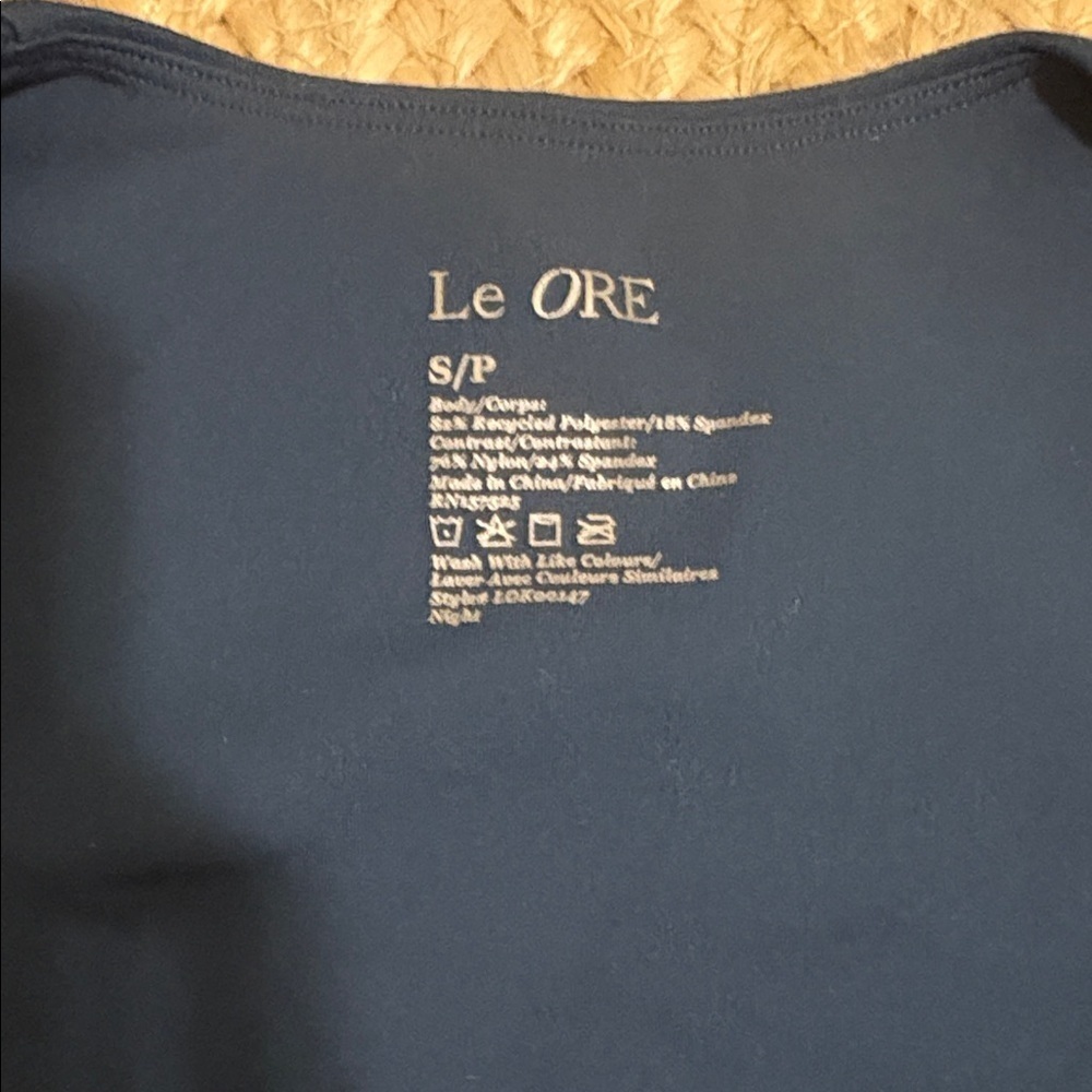 Le Ore Andria Sports Bra - Picture 2 of 3